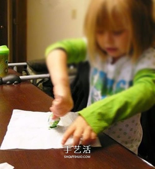 幼兒幽靈棒棒糖的做法 簡(jiǎn)單萬(wàn)圣節(jié)棒棒糖DIY -  www.rpnrmr.com
