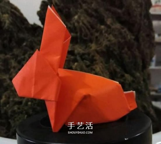 手工折紙兔子的圖解 怎么折兔子的方法步驟 -  www.rpnrmr.com