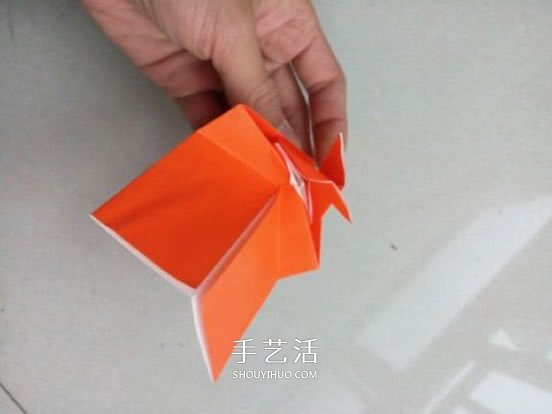 手工折紙兔子的圖解 怎么折兔子的方法步驟 -  www.rpnrmr.com