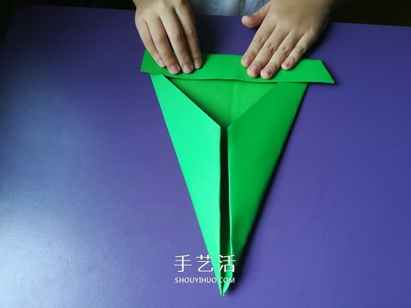 八歲小男孩的折紙分享 折紙戰(zhàn)斗機(jī)的圖解教程 -  www.rpnrmr.com