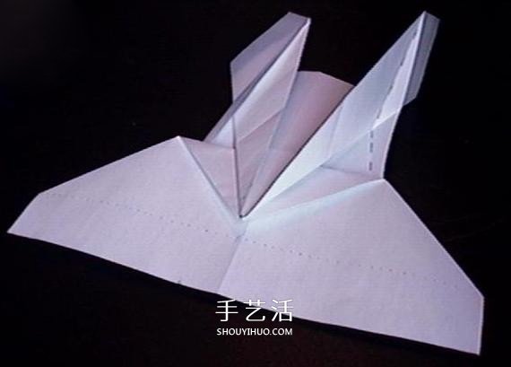 復(fù)仇者紙飛機(jī)的折法 折紙戰(zhàn)斗機(jī)的詳細(xì)圖解 -  www.rpnrmr.com