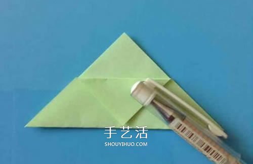 簡單護(hù)書角怎么折圖解 卡通護(hù)書角折法教程 -  www.rpnrmr.com