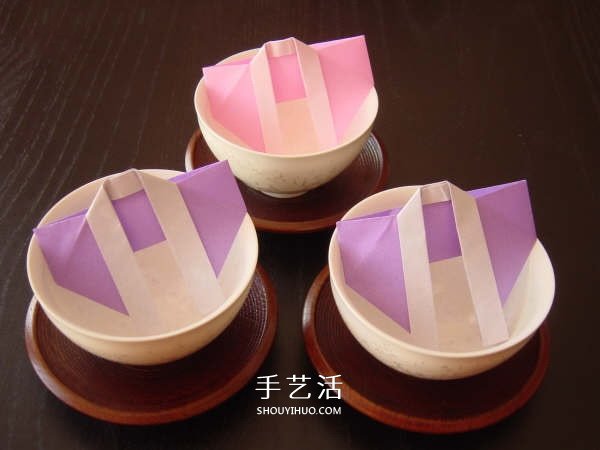 餐巾折紙和服的方法 簡(jiǎn)單餐巾和服的折法圖解 -  www.rpnrmr.com