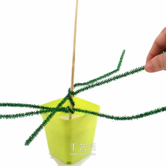 毛根手工制作圣誕樹 兒童做毛根圣誕樹教程 -  www.rpnrmr.com