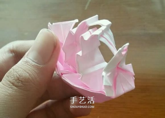 揚(yáng)帆帆船的折法圖解 折紙古代帆船的步驟圖 -  www.rpnrmr.com