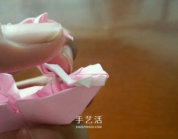 揚(yáng)帆帆船的折法圖解 折紙古代帆船的步驟圖 -  www.rpnrmr.com