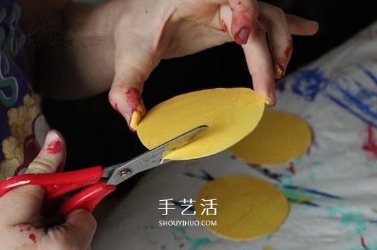 衛(wèi)生紙筒手工制作蠟燭 幼兒園圣誕節(jié)蠟燭做法 -  www.rpnrmr.com