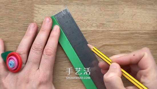圣誕樹立體賀卡做法 手工立體圣誕樹賀卡制作 -  www.rpnrmr.com