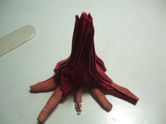 手工篝火的折紙方法 怎么折紙火焰圖解教程 -  www.rpnrmr.com