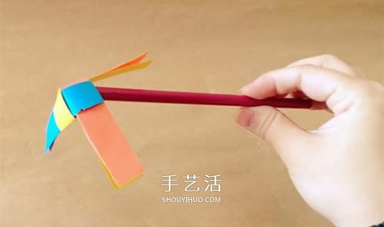 幼兒手工風(fēng)車圖片步驟 會(huì)旋轉(zhuǎn)的小風(fēng)車做法 -  www.rpnrmr.com