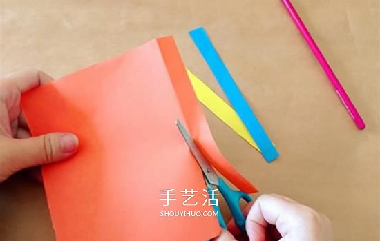 幼兒手工風(fēng)車圖片步驟 會(huì)旋轉(zhuǎn)的小風(fēng)車做法 -  www.rpnrmr.com