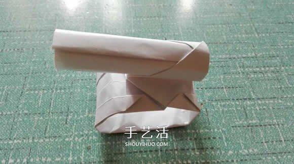 簡(jiǎn)單現(xiàn)代兵器折紙教程 可愛(ài)小坦克的折法圖解 -  www.rpnrmr.com