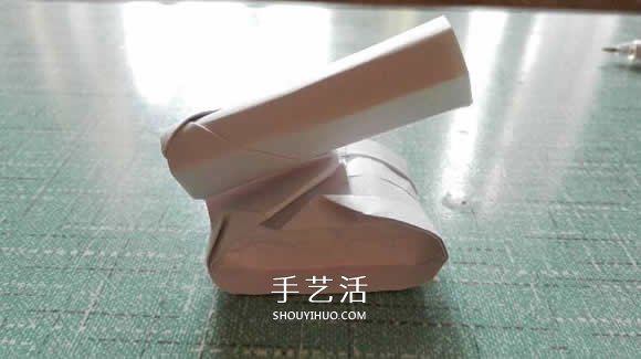 簡(jiǎn)單現(xiàn)代兵器折紙教程 可愛(ài)小坦克的折法圖解 -  www.rpnrmr.com