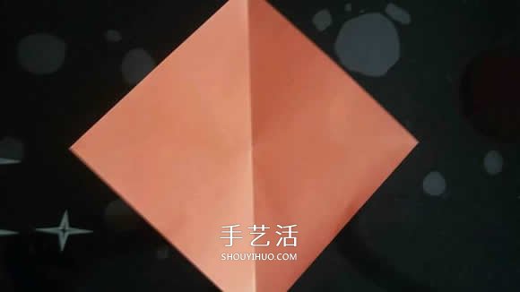 玫瑰紙盒的折法圖解 情人節(jié)玫瑰禮品盒折紙 -  www.rpnrmr.com