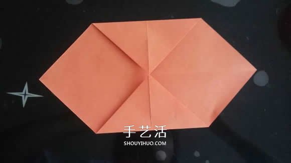 玫瑰紙盒的折法圖解 情人節(jié)玫瑰禮品盒折紙 -  www.rpnrmr.com