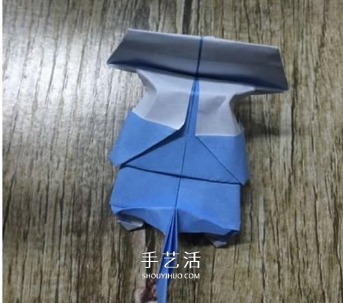折紙站立大熊貓的圖解教程 可愛的卡通形象 -  www.rpnrmr.com
