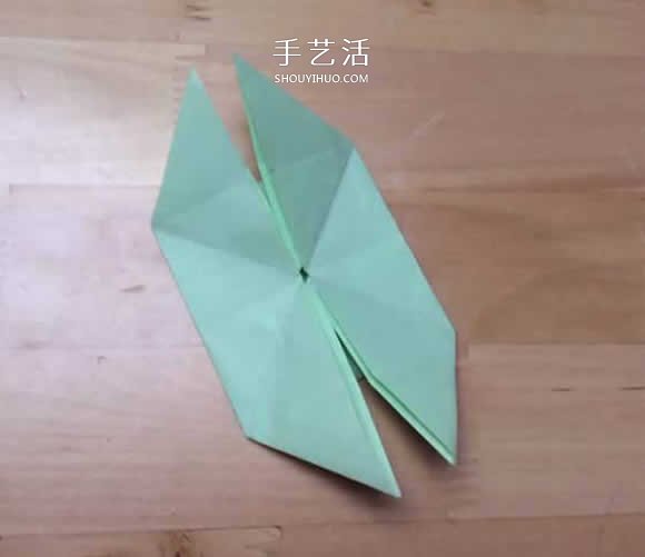 旋轉(zhuǎn)紙陀螺怎么折圖解 簡單花型陀螺折紙教程 -  www.rpnrmr.com