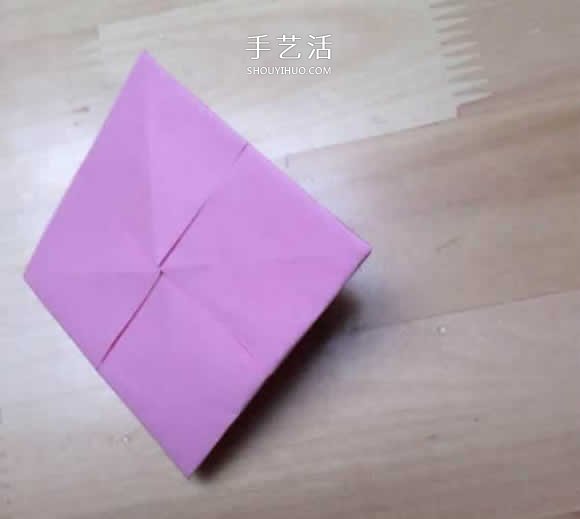 旋轉(zhuǎn)紙陀螺怎么折圖解 簡單花型陀螺折紙教程 -  www.rpnrmr.com