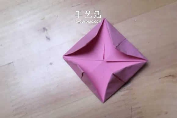 旋轉(zhuǎn)紙陀螺怎么折圖解 簡單花型陀螺折紙教程 -  www.rpnrmr.com