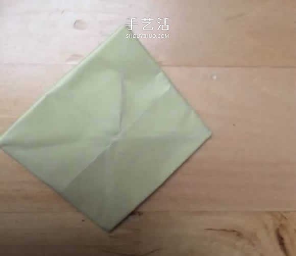 旋轉(zhuǎn)紙陀螺怎么折圖解 簡單花型陀螺折紙教程 -  www.rpnrmr.com