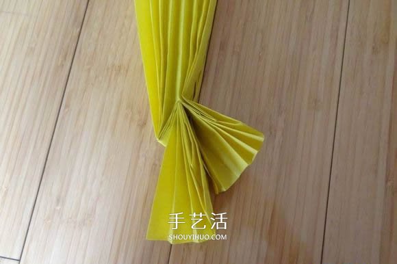 鷹的折紙教程 手工折紙展開翅膀雄鷹的步驟圖 -  www.rpnrmr.com