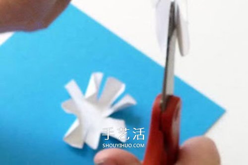 我把花兒送給您！漂亮教師節(jié)花朵賀卡的做法 -  www.rpnrmr.com
