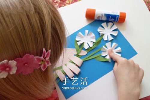 我把花兒送給您！漂亮教師節(jié)花朵賀卡的做法 -  www.rpnrmr.com