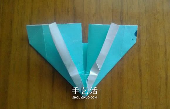 LOVE U字母心的折法 情人節(jié)表白愛心折紙圖解 -  www.rpnrmr.com