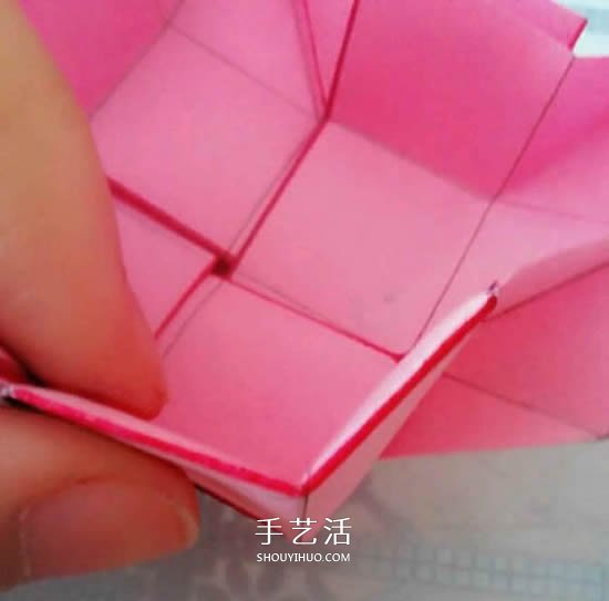 情人節(jié)禮品盒折紙圖解 好看韓式玫瑰禮盒的折法 -  www.rpnrmr.com