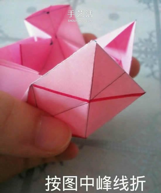 情人節(jié)禮品盒折紙圖解 好看韓式玫瑰禮盒的折法 -  www.rpnrmr.com
