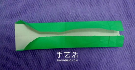 怎么折男T恤的圖解教程 手工折紙T恤簡單折法 -  www.rpnrmr.com