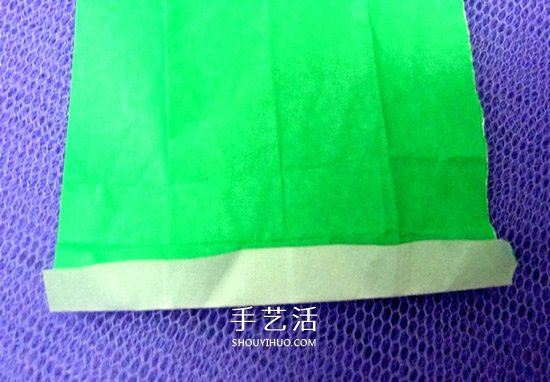 怎么折男T恤的圖解教程 手工折紙T恤簡單折法 -  www.rpnrmr.com