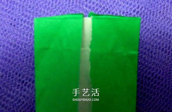 怎么折男T恤的圖解教程 手工折紙T恤簡單折法 -  www.rpnrmr.com