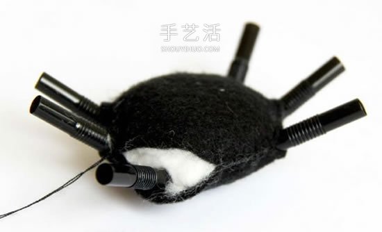 手工蜘蛛怎么做圖解 吸管手工制作萬圣節(jié)蜘蛛 -  www.rpnrmr.com
