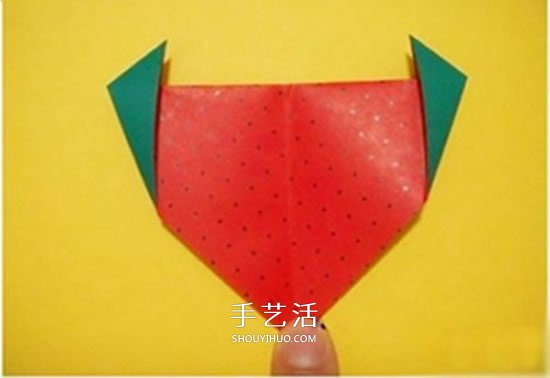 兒童折紙草莓的教程 簡單草莓怎么折圖解 -  www.rpnrmr.com