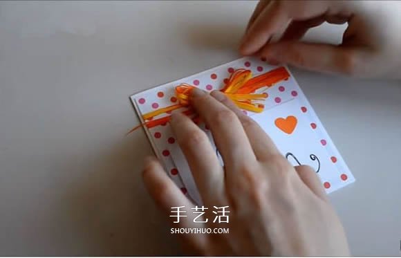 簡(jiǎn)單母親節(jié)賀卡的制作 絲帶蝴蝶結(jié)卡片的做法 -  www.rpnrmr.com