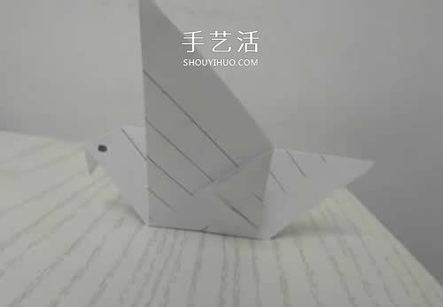 幼兒園手工折紙教程 最簡(jiǎn)單和平鴿的折法圖解 -  www.rpnrmr.com