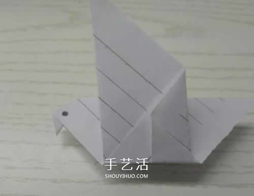 幼兒園手工折紙教程 最簡(jiǎn)單和平鴿的折法圖解 -  www.rpnrmr.com