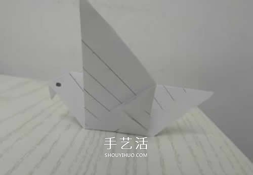 幼兒園手工折紙教程 最簡(jiǎn)單和平鴿的折法圖解 -  www.rpnrmr.com