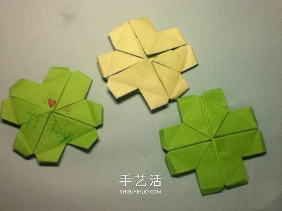 折疊四個愛心 組合成代表幸運的四葉草圖解 -  www.rpnrmr.com