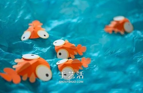 仿佛在水中游來游去 用卡紙做卡通小金魚教程 -  www.rpnrmr.com
