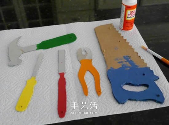 父親節(jié)掛飾手工制作 用硬紙板做工具掛飾 -  www.rpnrmr.com