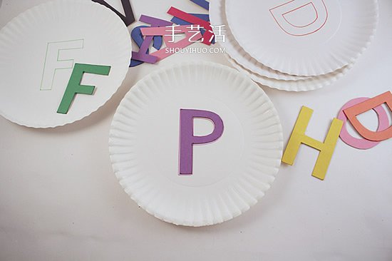 自制益智小玩具 讓孩子玩字母匹配游戲！ -  www.rpnrmr.com