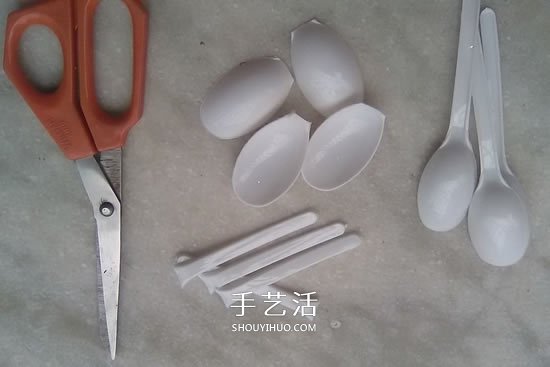 自制母親節(jié)禮物蓮花燈的方法 環(huán)保又美麗！ -  www.rpnrmr.com
