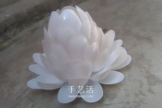 自制母親節(jié)禮物蓮花燈的方法 環(huán)保又美麗！ -  www.rpnrmr.com