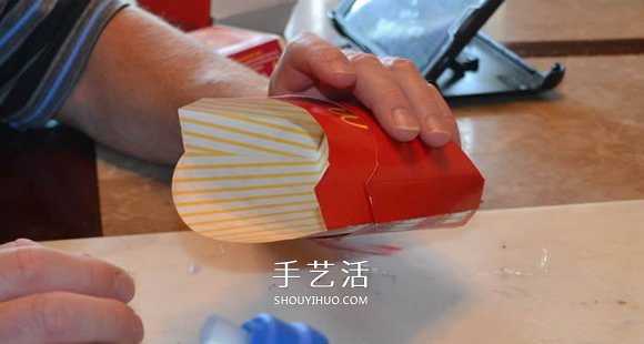 麥當(dāng)勞包裝盒廢物利用 手工制作酷炫賽車模型 -  www.rpnrmr.com