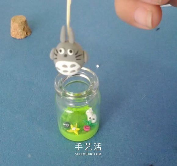 自制粘土卡通瓶的方法 -  www.rpnrmr.com