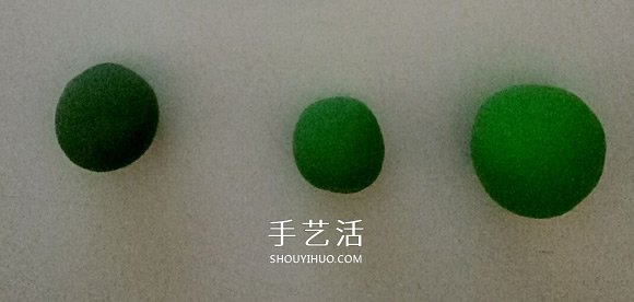 簡(jiǎn)單又漂亮粘土圣誕花環(huán)的做法圖解 -  www.rpnrmr.com