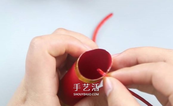 卡紙手工制作一串爆竹裝飾的做法 -  www.rpnrmr.com