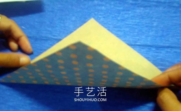 一步一步折紙鯨魚的簡單圖解教程 -  www.rpnrmr.com